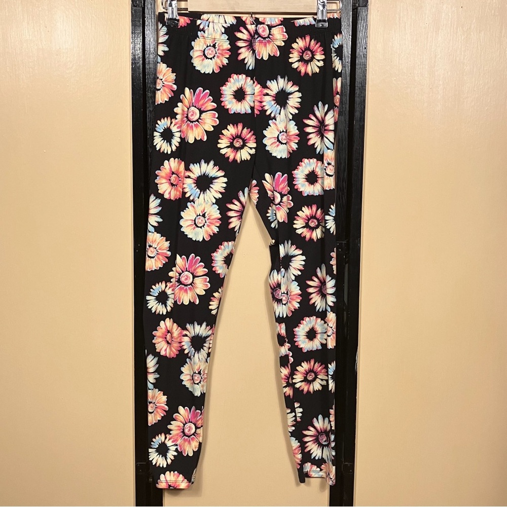 No Boundaries Pastel Daisy Leggings